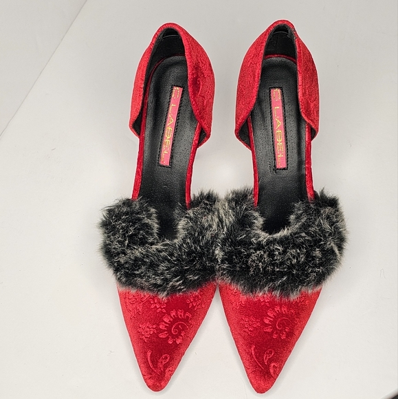 Coquette red velvet heels with gray faux fur - Picture 2 of 11